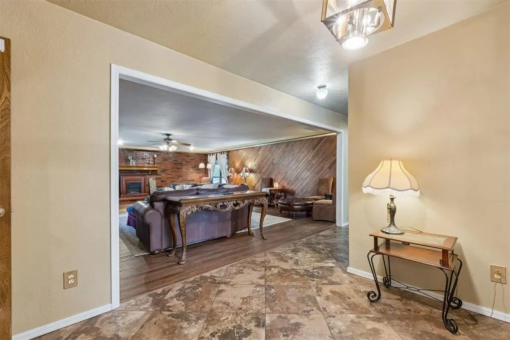 Photo 9 — 9400 S Sooner Drive, Oklahoma City, OK 73165