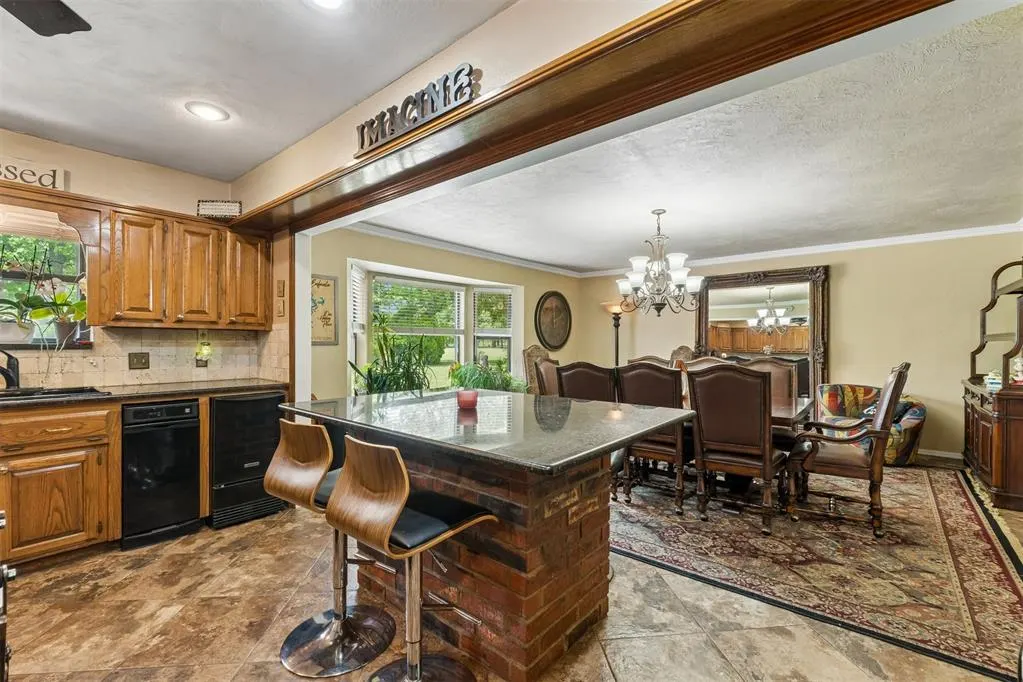 Photo 13 — 9400 S Sooner Drive, Oklahoma City, OK 73165