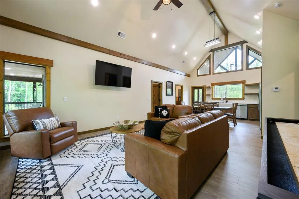 Photo 7 — 221 Red Holly Trail, Broken Bow, OK 74728