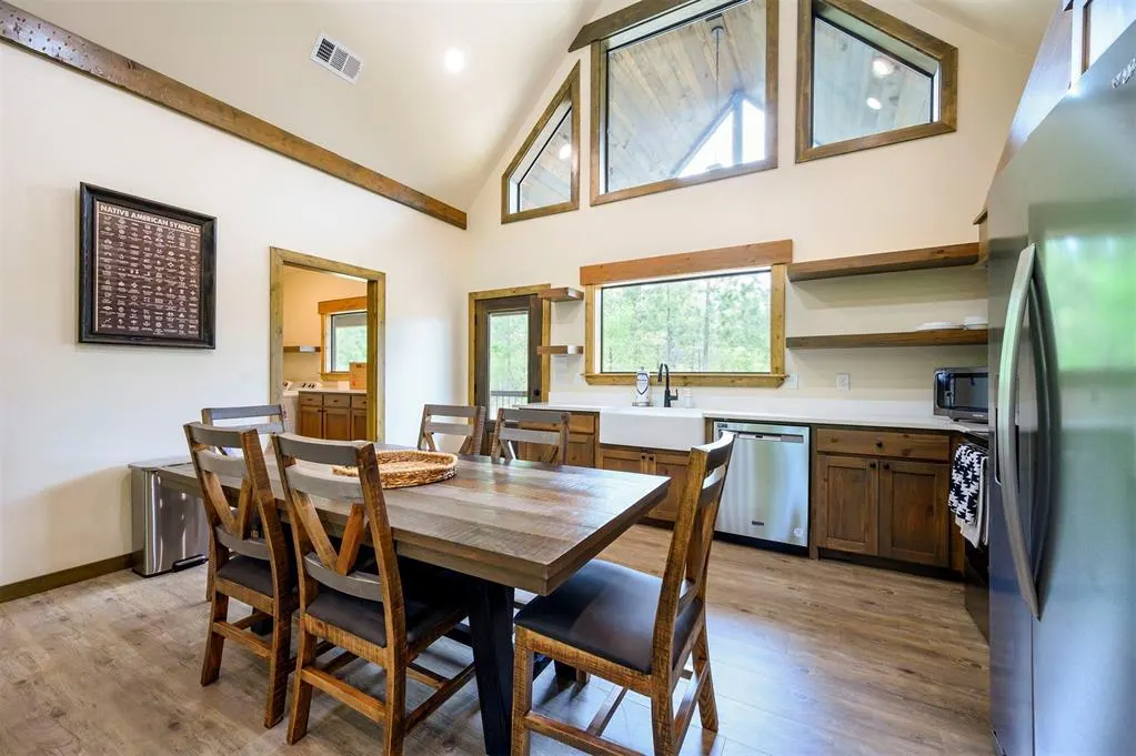 Photo 9 — 221 Red Holly Trail, Broken Bow, OK 74728