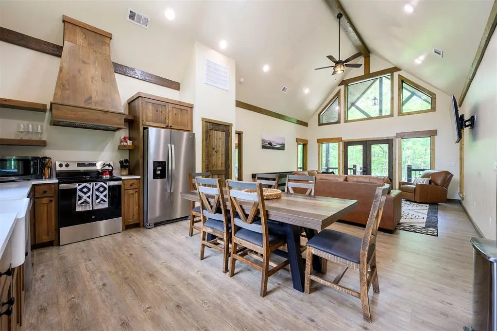 Photo 6 — 221 Red Holly Trail, Broken Bow, OK 74728