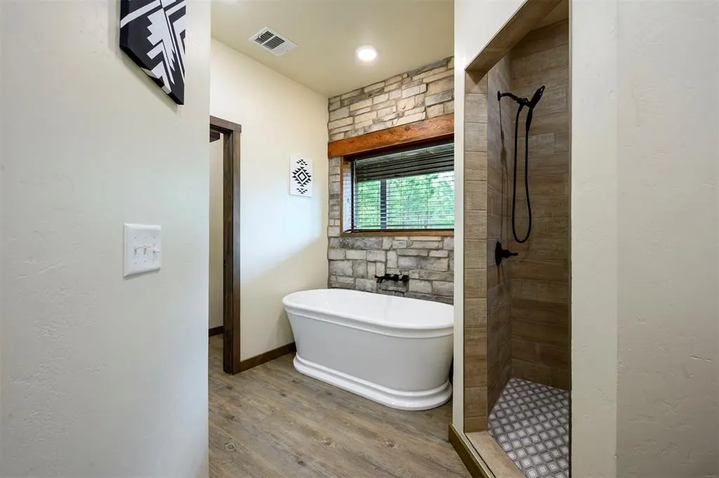 Photo 24 — 221 Red Holly Trail, Broken Bow, OK 74728