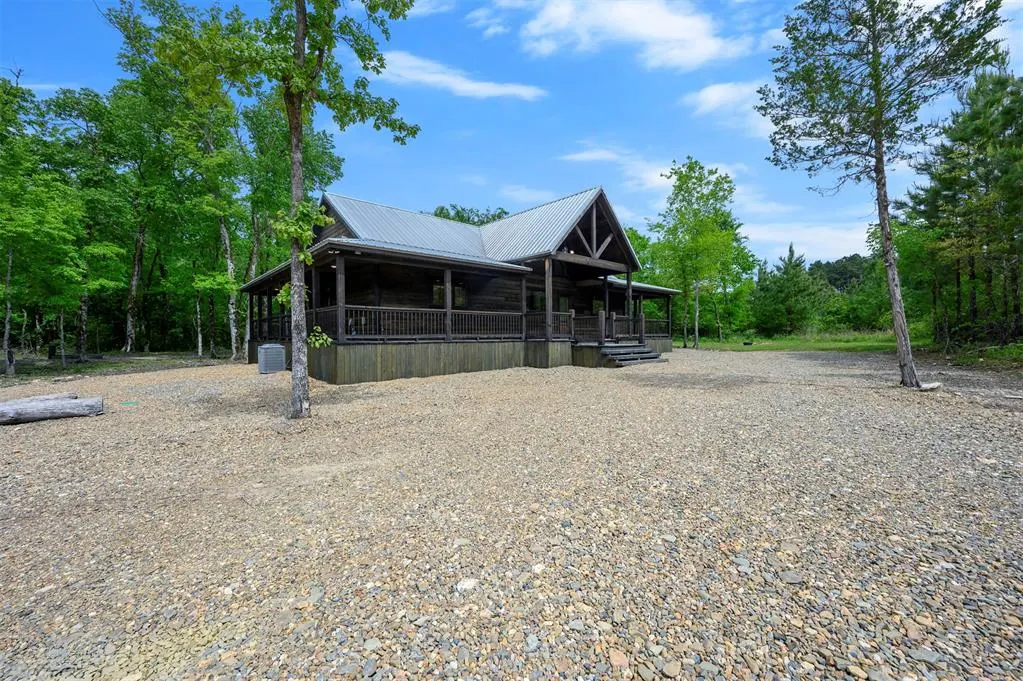 Photo 37 — 221 Red Holly Trail, Broken Bow, OK 74728