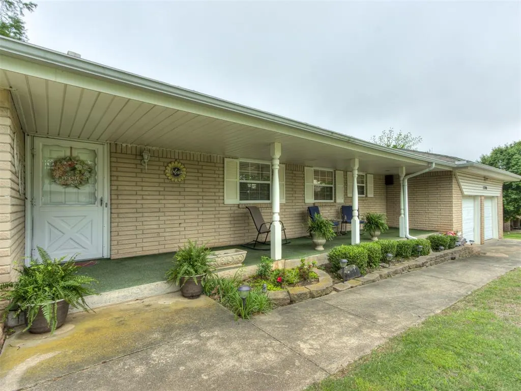 Photo 4 — 13708 NE 9th Street, Choctaw, OK 73020