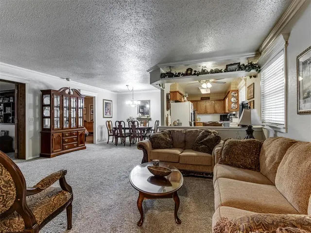 Photo 7 — 13708 NE 9th Street, Choctaw, OK 73020