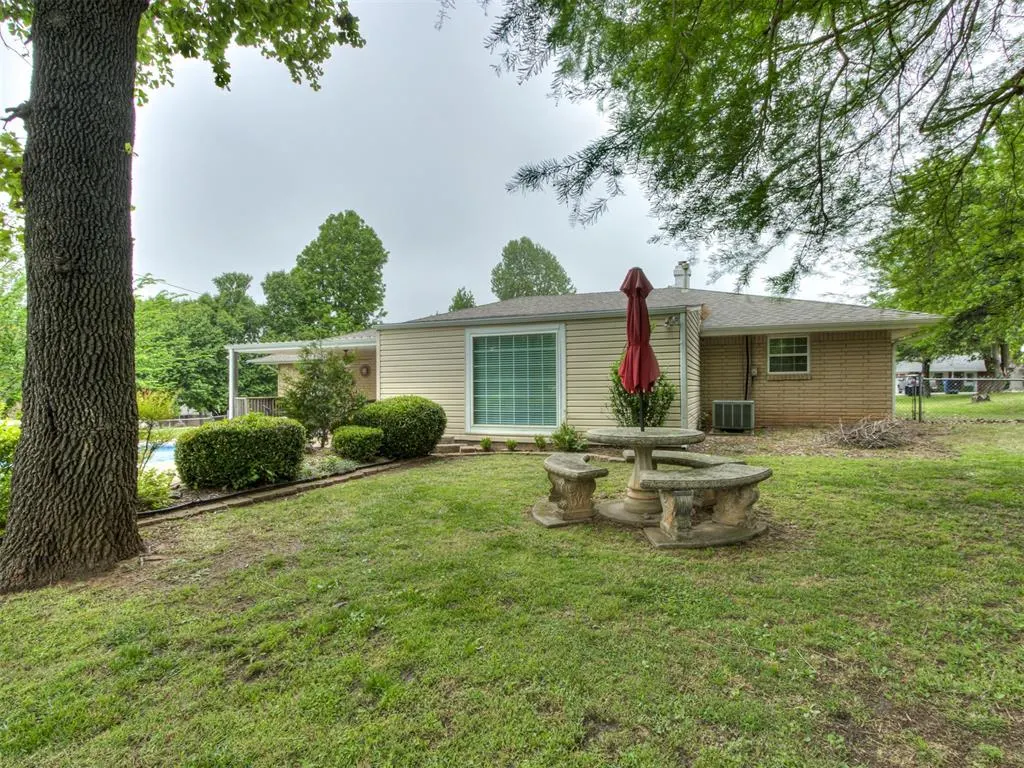 Photo 37 — 13708 NE 9th Street, Choctaw, OK 73020
