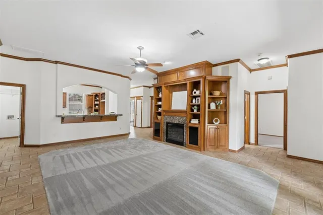 Photo 7 — 305 E Richmond Terrace, Mustang, OK 73064
