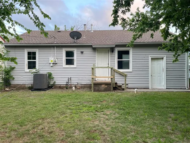 Photo 3 — 4721 SE 24th Street, Del City, OK 73115