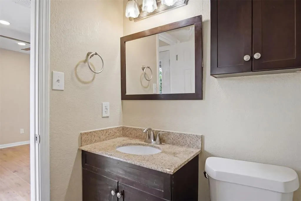 Photo 26 — 4631 SW J Avenue, Lawton, OK 73505