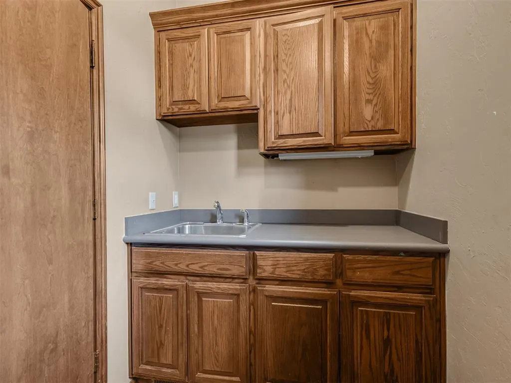 Photo 20 — 327 N Ash Street, Crescent, OK 73028
