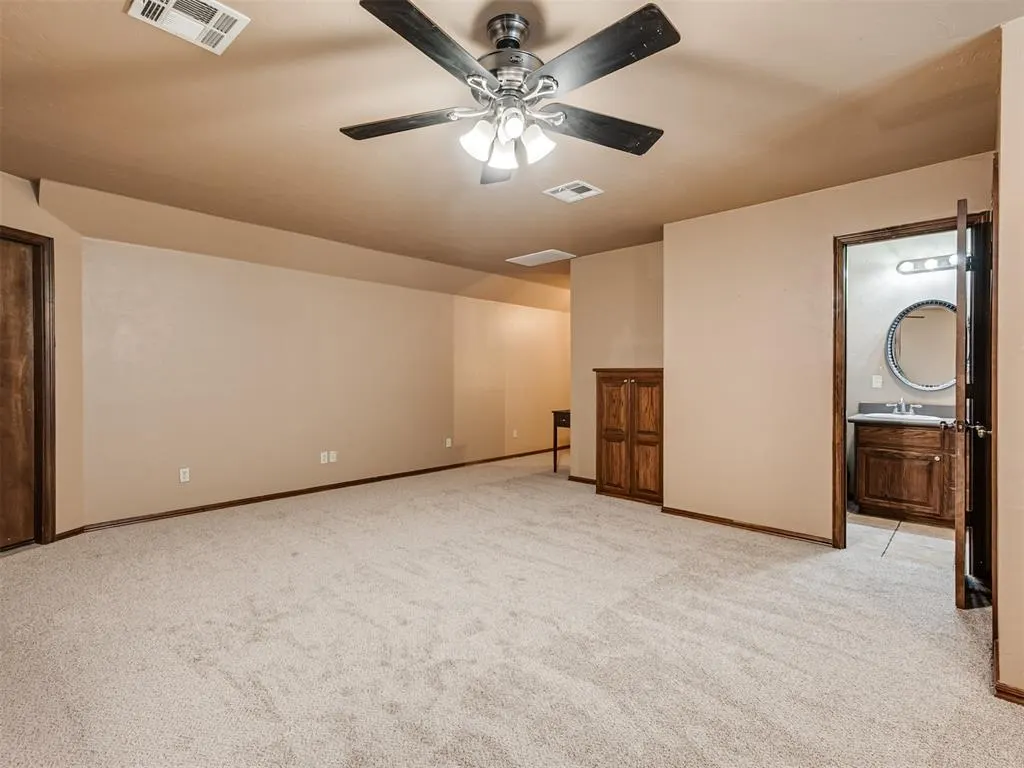 Photo 37 — 327 N Ash Street, Crescent, OK 73028