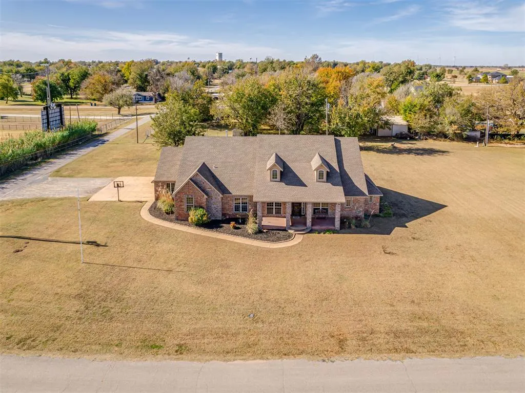 Photo 39 — 327 N Ash Street, Crescent, OK 73028