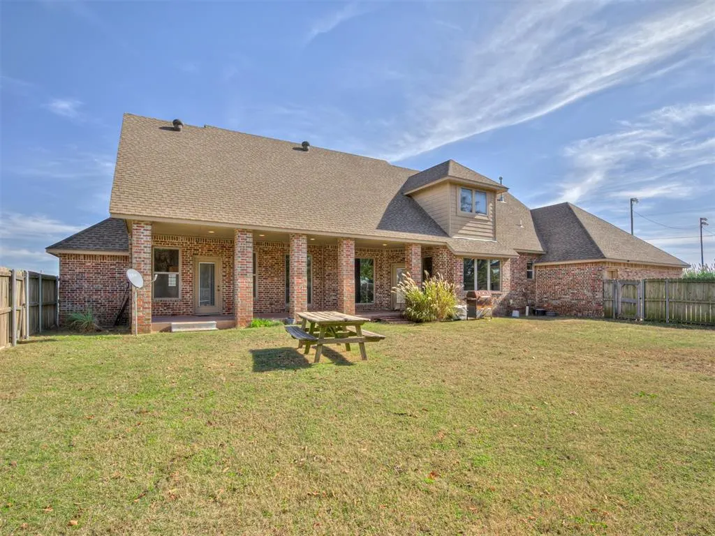 Photo 42 — 327 N Ash Street, Crescent, OK 73028