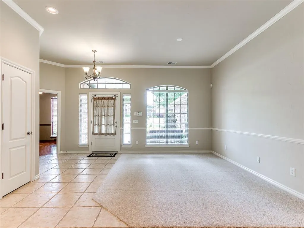 Photo 5 — 3201 Amberwood Court, Edmond, OK 73003