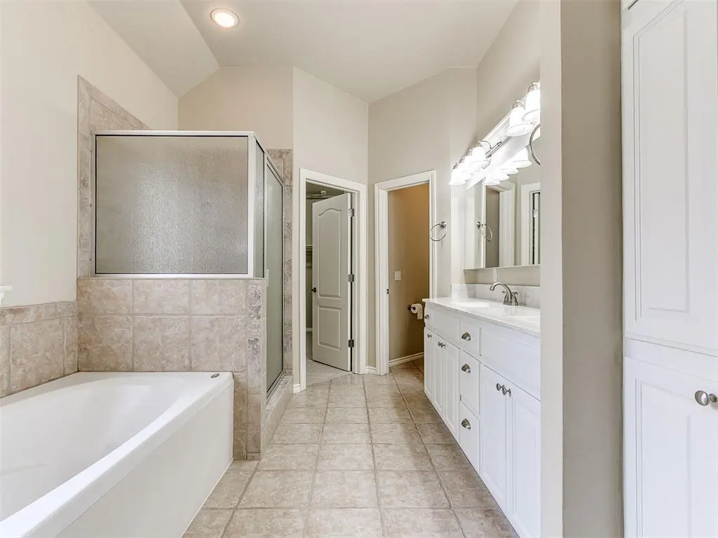 Photo 26 — 3201 Amberwood Court, Edmond, OK 73003