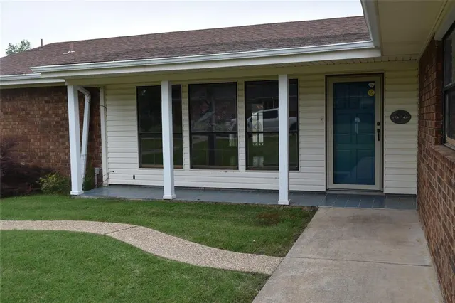 Photo 2 — 1199 E Reynolds Road, McAlester, OK 74501