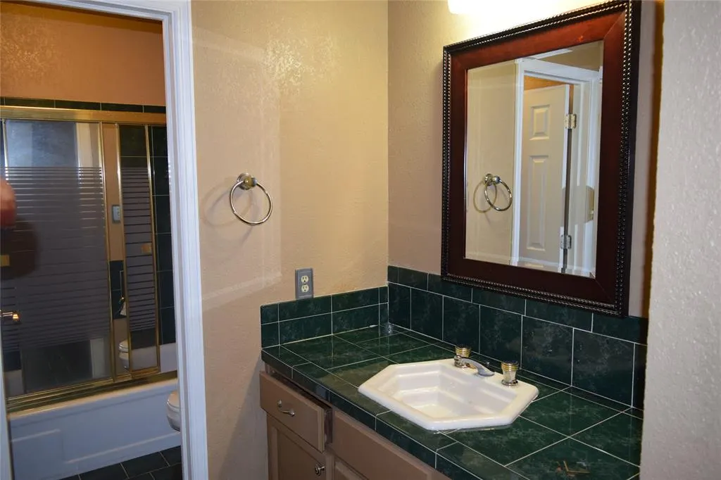 Photo 14 — 1199 E Reynolds Road, McAlester, OK 74501