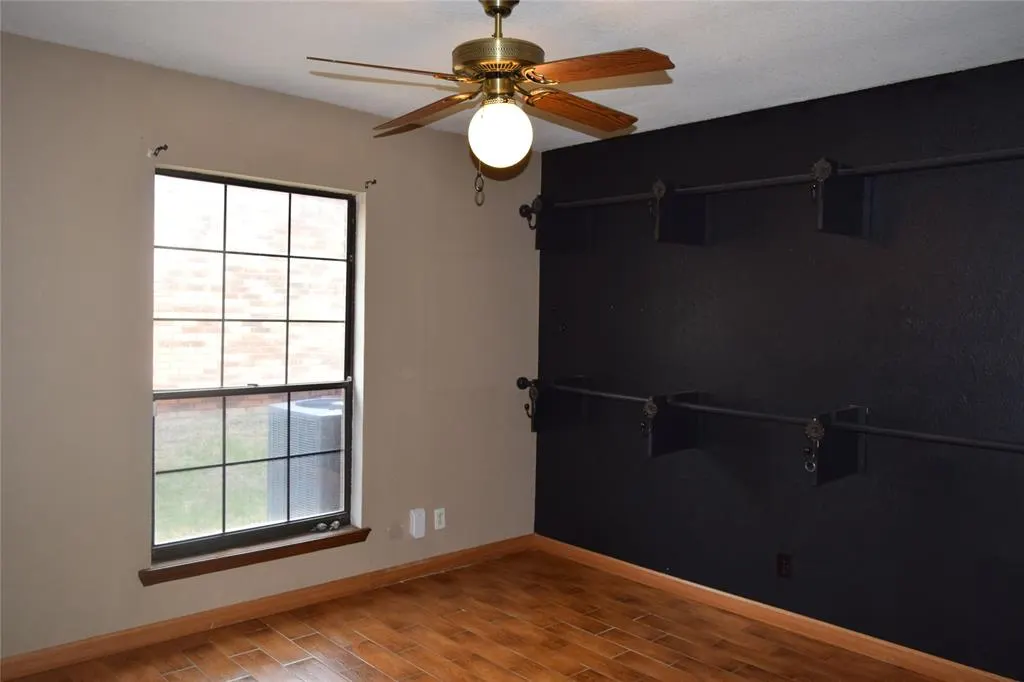 Photo 17 — 1199 E Reynolds Road, McAlester, OK 74501