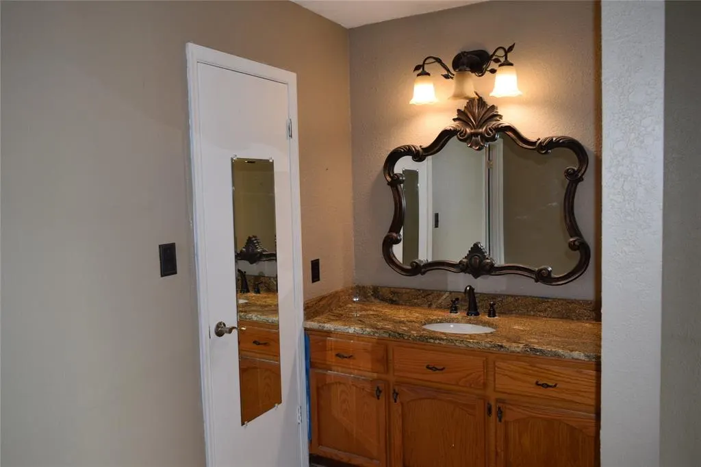 Photo 21 — 1199 E Reynolds Road, McAlester, OK 74501