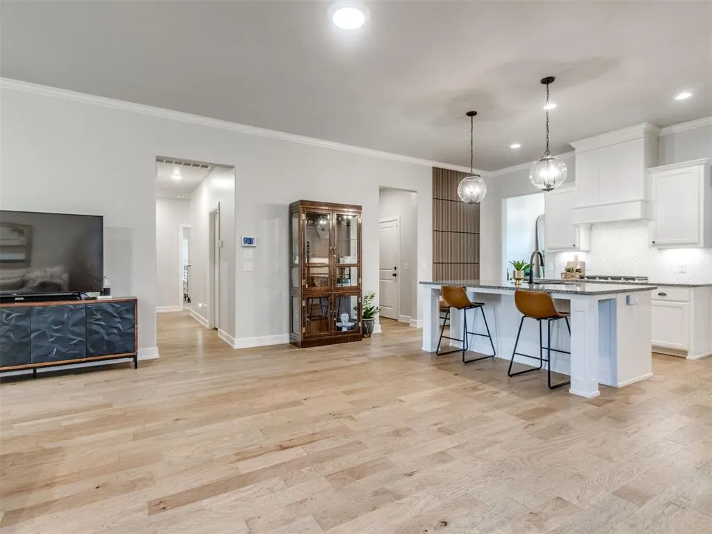 Photo 16 — 408 Tralee Lane, Yukon, OK 73099