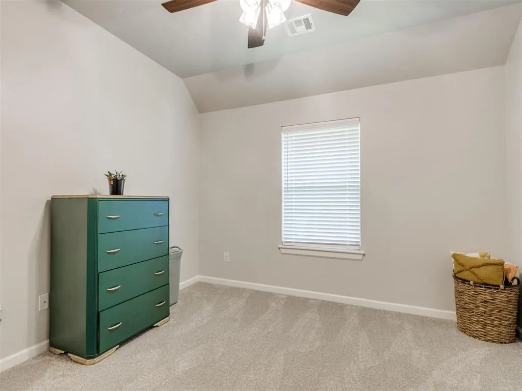 Photo 25 — 408 Tralee Lane, Yukon, OK 73099