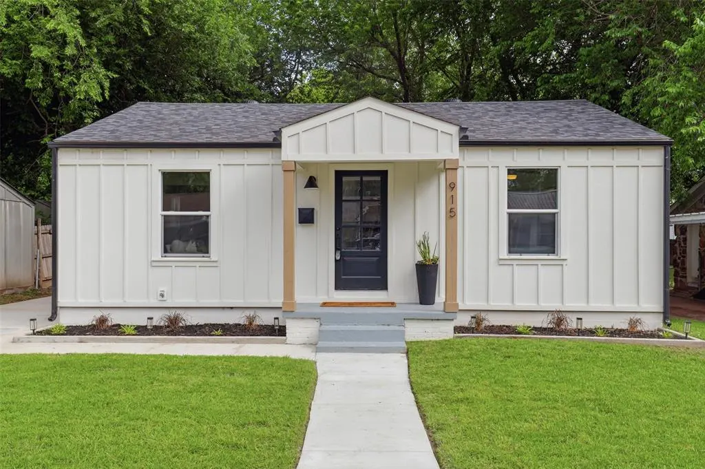 Photo 3 — 915 W Comanche Street, Norman, OK 73069