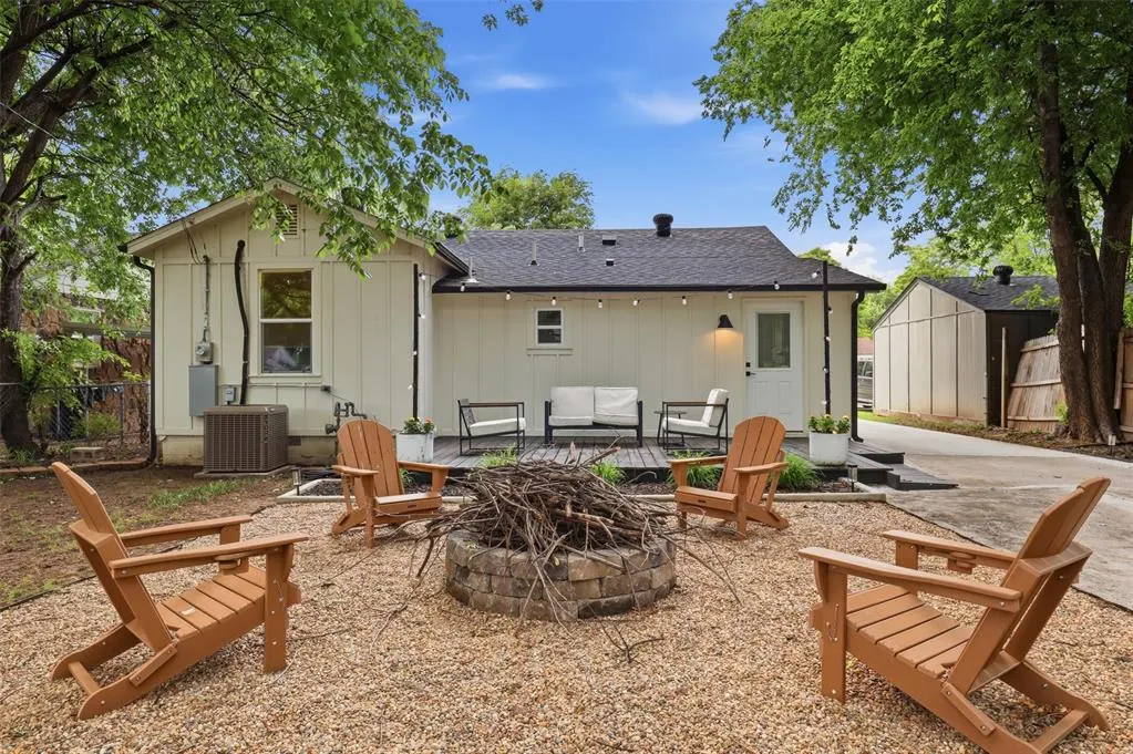 Photo 38 — 915 W Comanche Street, Norman, OK 73069