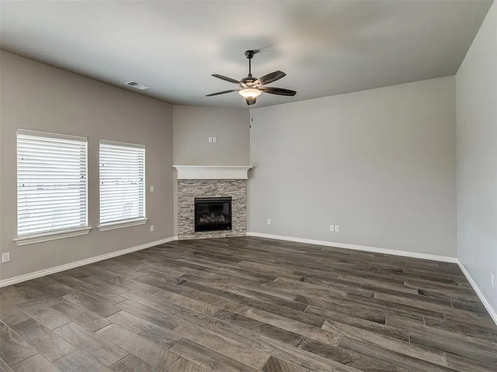 Photo 4 — 12316 SW 31st Street, Yukon, OK 73099