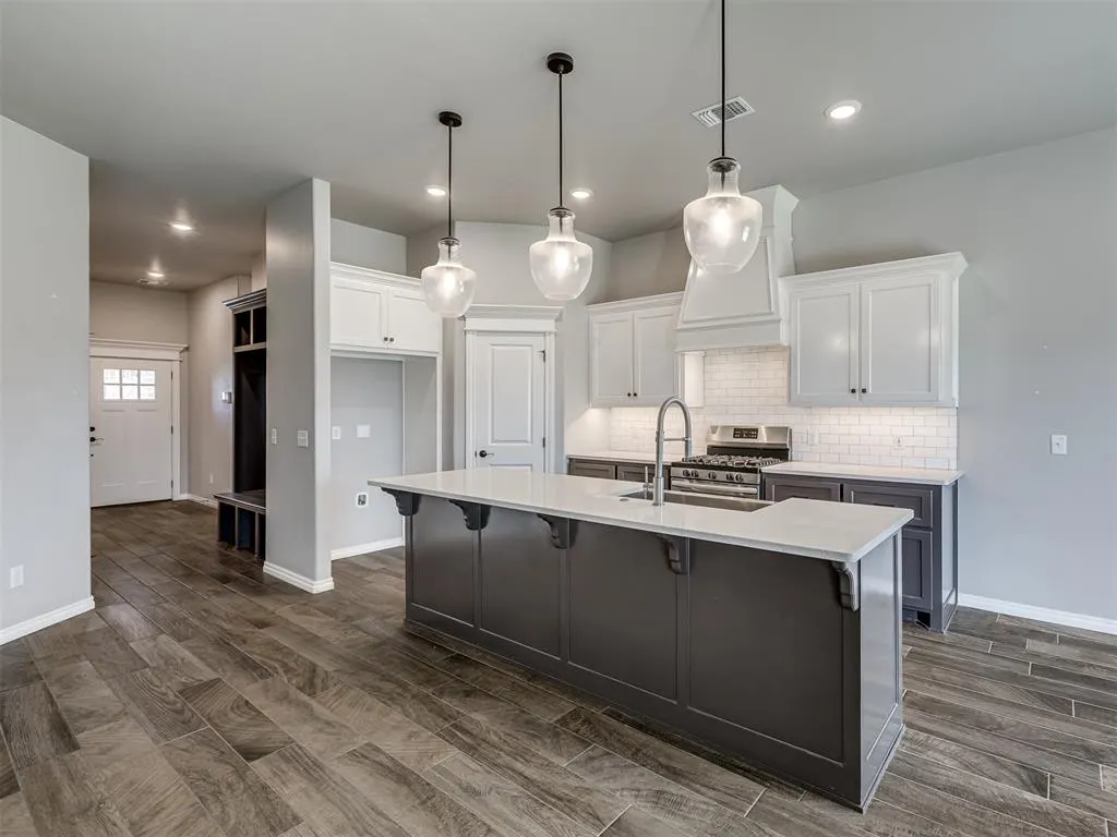 Photo 8 — 12316 SW 31st Street, Yukon, OK 73099
