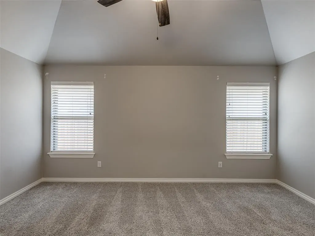 Photo 15 — 12316 SW 31st Street, Yukon, OK 73099