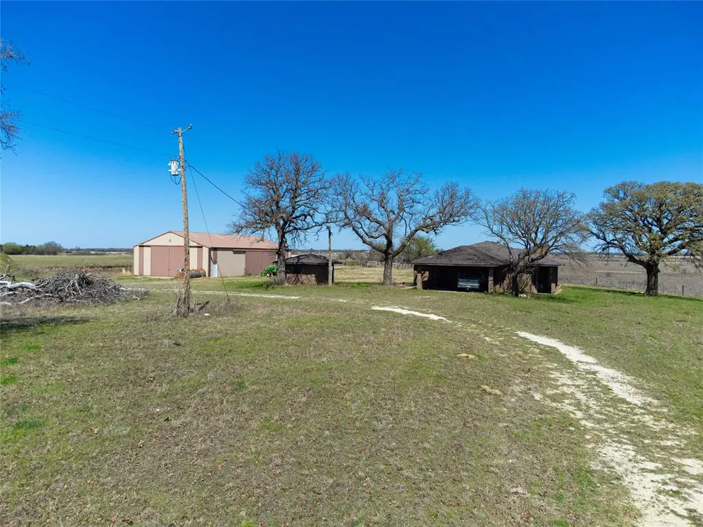 Photo 3 — 27502 Agate Road, Leon, OK 73441