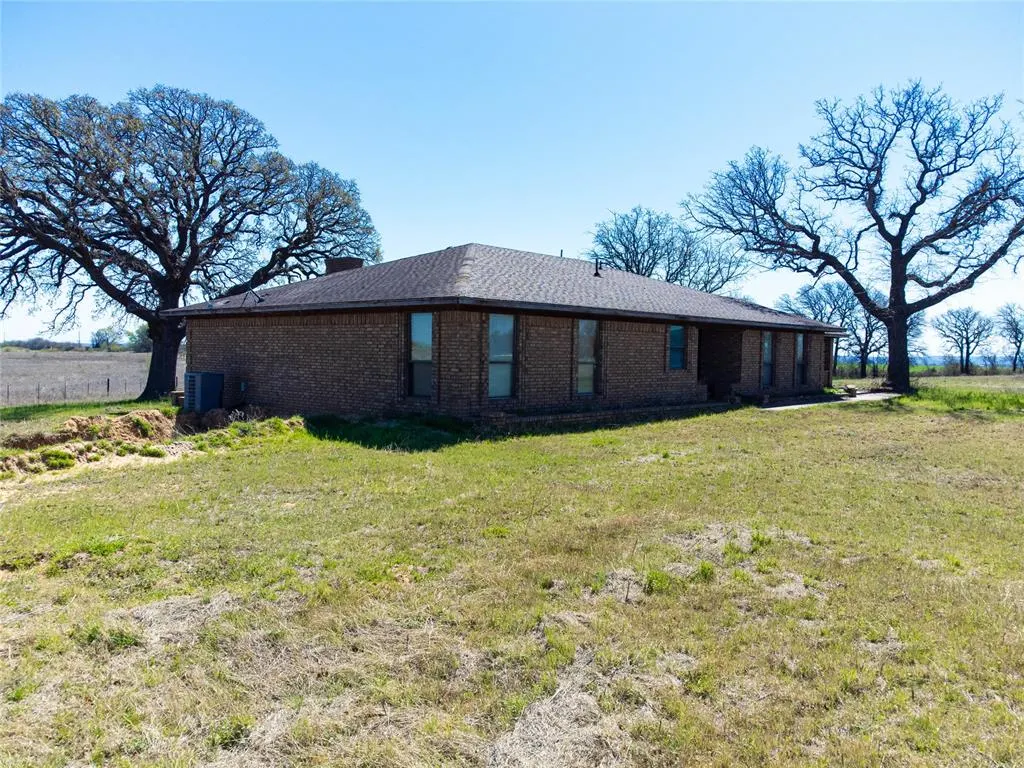 Photo 4 — 27502 Agate Road, Leon, OK 73441