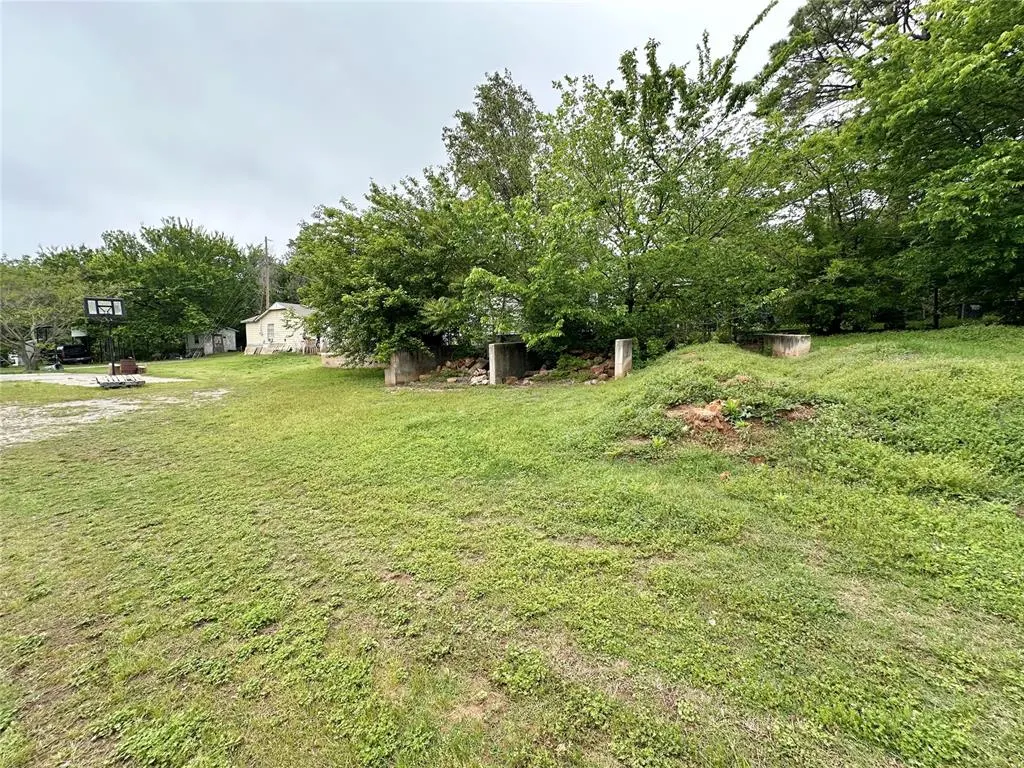 Photo 39 — 804 S Pottenger Avenue, Shawnee, OK 74801