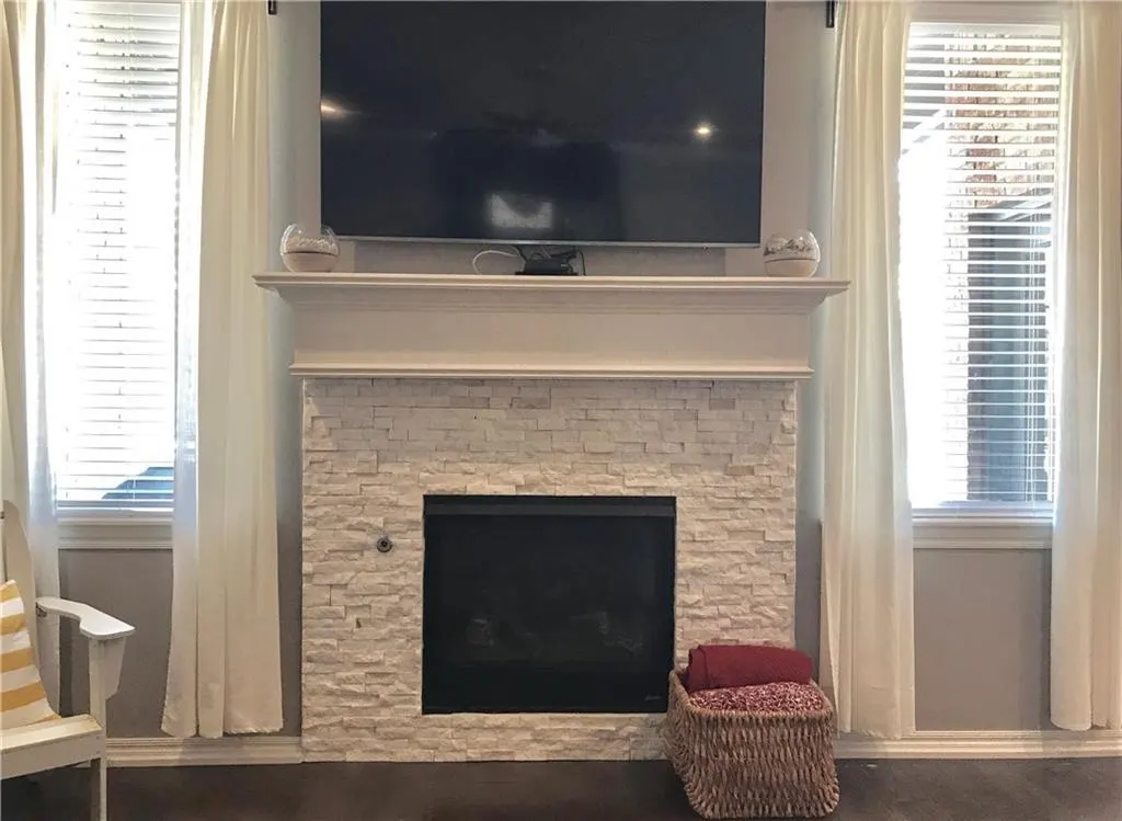 Photo 3 — 3317 Lakeshire Ridge Way, Edmond, OK 73034