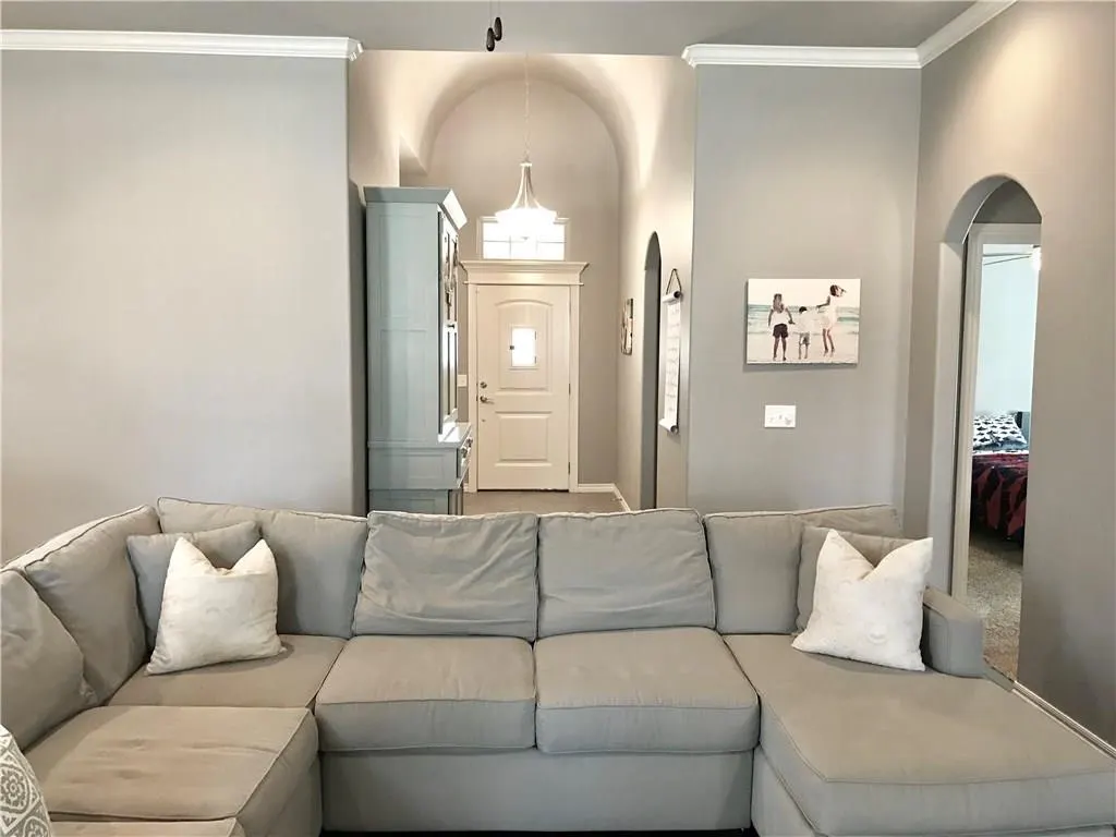 Photo 4 — 3317 Lakeshire Ridge Way, Edmond, OK 73034
