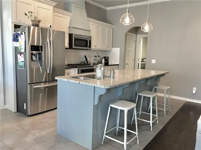 Photo 6 — 3317 Lakeshire Ridge Way, Edmond, OK 73034