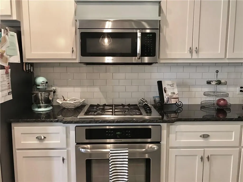 Photo 8 — 3317 Lakeshire Ridge Way, Edmond, OK 73034