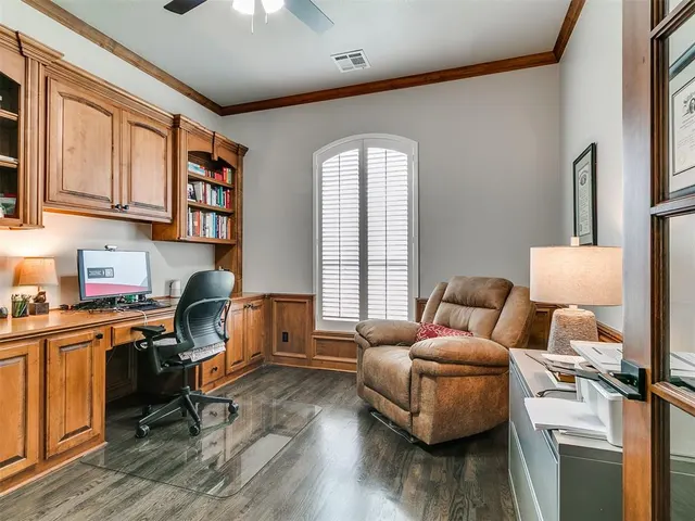 Photo 8 — 3141 Viewmont Court, Edmond, OK 73003