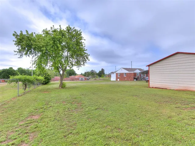 Photo 8 — 20901 S Florence Street, Newalla, OK 74857