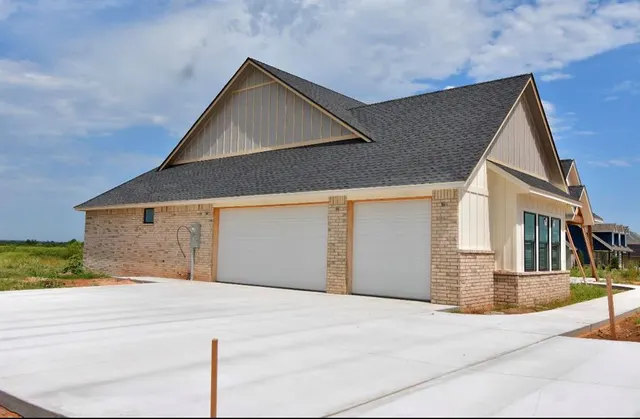 Photo 3 — 11497 Carefree Lane, Shawnee, OK 74804