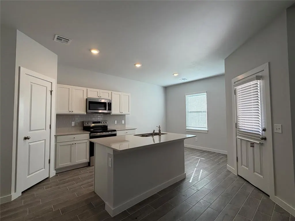 Photo 3 — 16970 Lantana Loop, Newalla, OK 74857