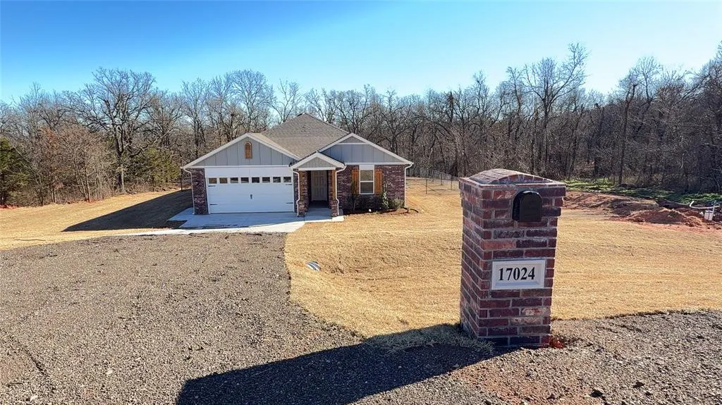 Front exterior — 17024 Buck Circle, Newalla, OK 74857