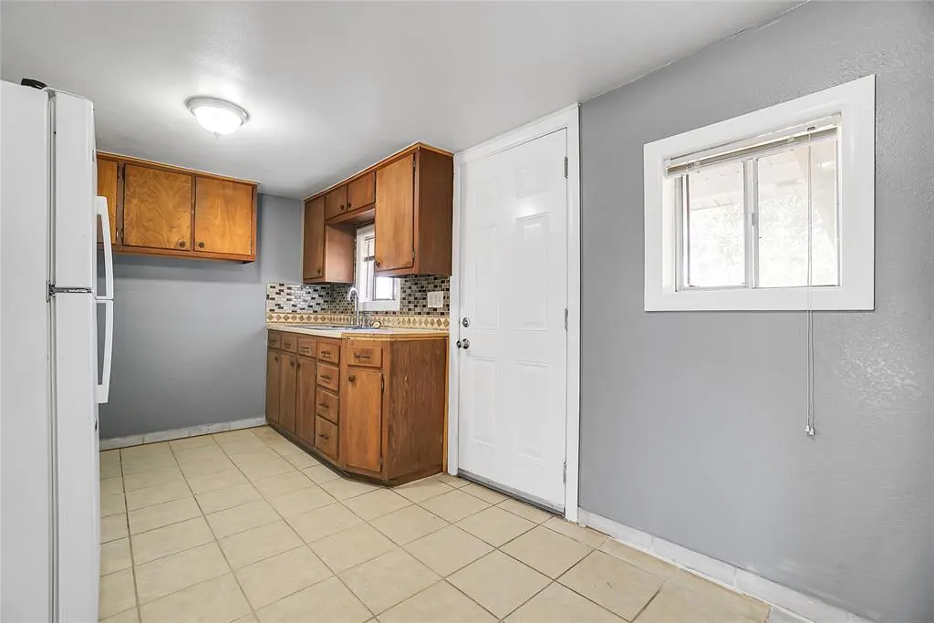 Photo 11 — 508 N Elm, Granite, OK 73547