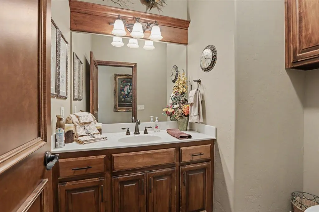 Photo 27 — 301 Meadow Lark Lane, Blanchard, OK 73010