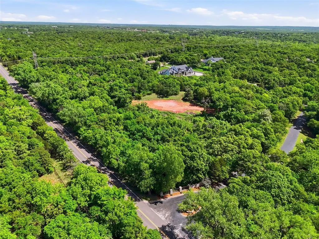 Photo 2 — 9951 Stone Gate Drive, Arcadia, OK 73007