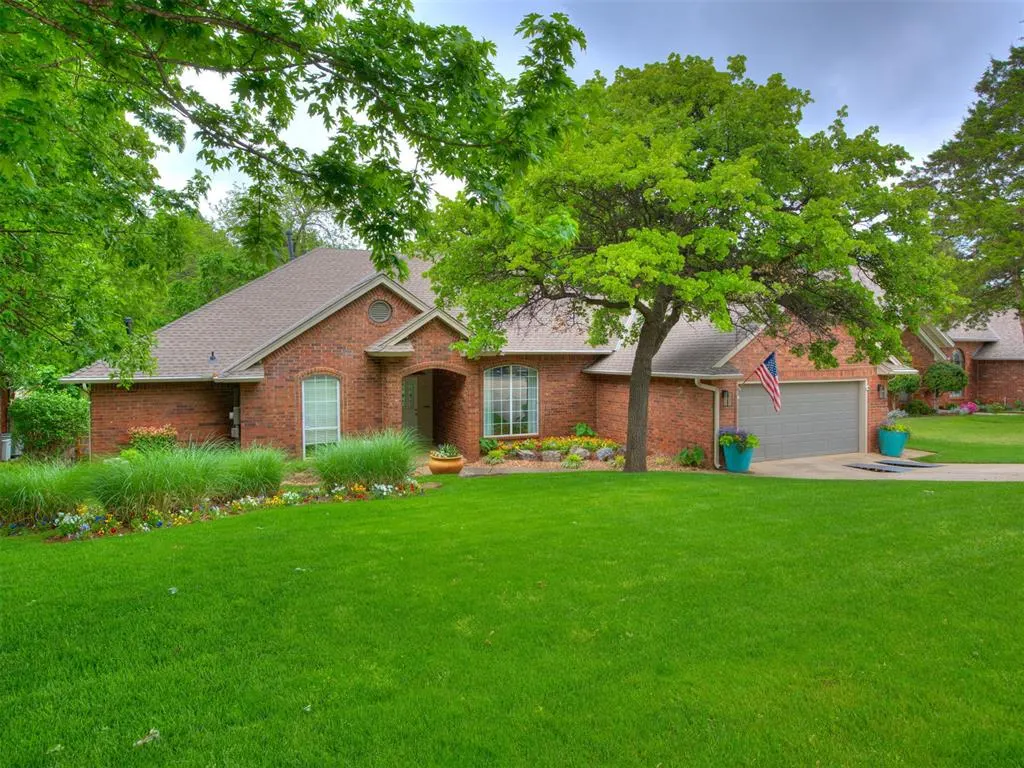 Photo 2 — 2617 Brixton Road, Edmond, OK 73034