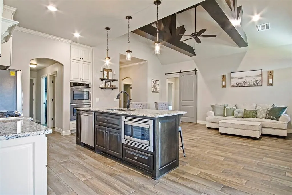 Photo 13 — 4909 Mahogany Drive, Edmond, OK 73025
