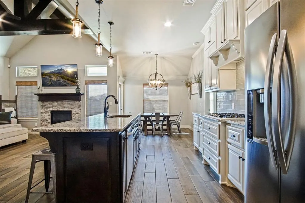 Photo 15 — 4909 Mahogany Drive, Edmond, OK 73025