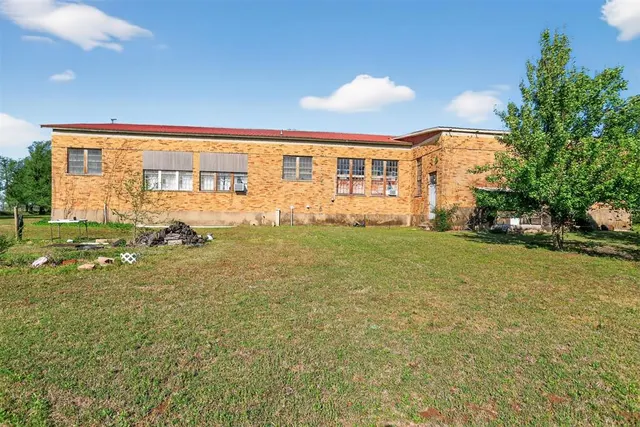 Photo 3 — 13946 Highway 56 Highway, Sasakwa, OK 74867