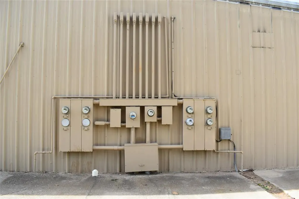 Photo 7 — 841 Industrial Drive, Yukon, OK 73099